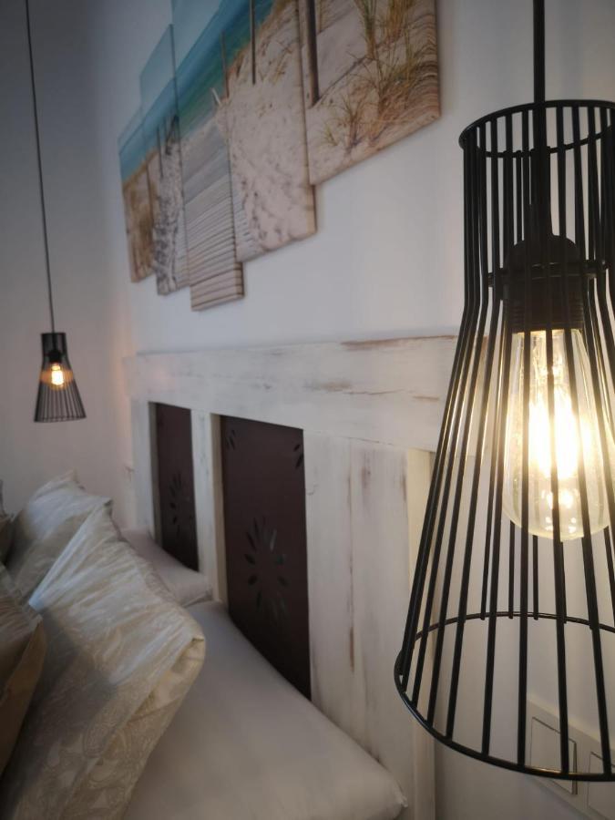 Apartamento Suite Arco De La Villa,Solo Familia Y Parejas,Parking Gratuito Conil De La Frontera Buitenkant foto