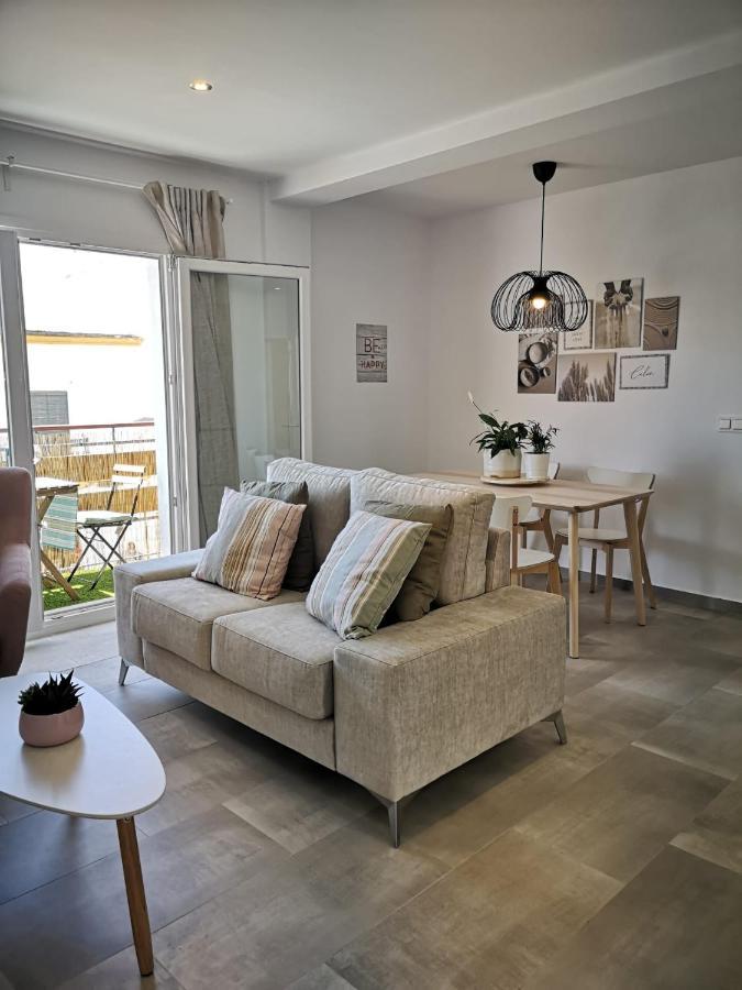 Apartamento Suite Arco De La Villa,Solo Familia Y Parejas,Parking Gratuito Conil De La Frontera Buitenkant foto